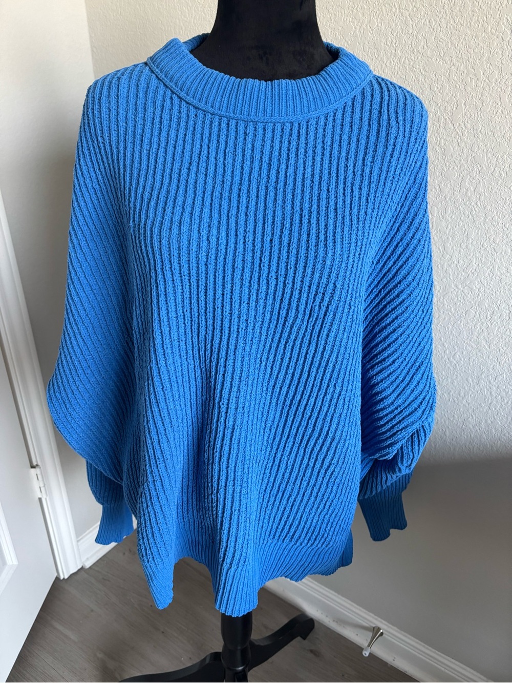 Aerie Blue Oversized Ribbed Sweater Size Large